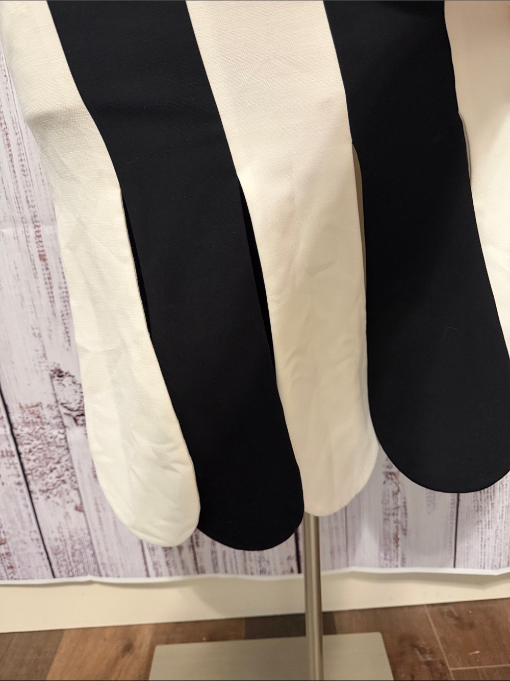 Victoria Beckham for Target Black & White Bold Vertical Stripe Pencil Skirt - Picture 3 of 7